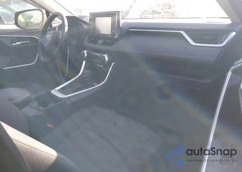 2021 Toyota Rav4 Xle from USA, damaged, VIN JTMP1RFVXMD069375